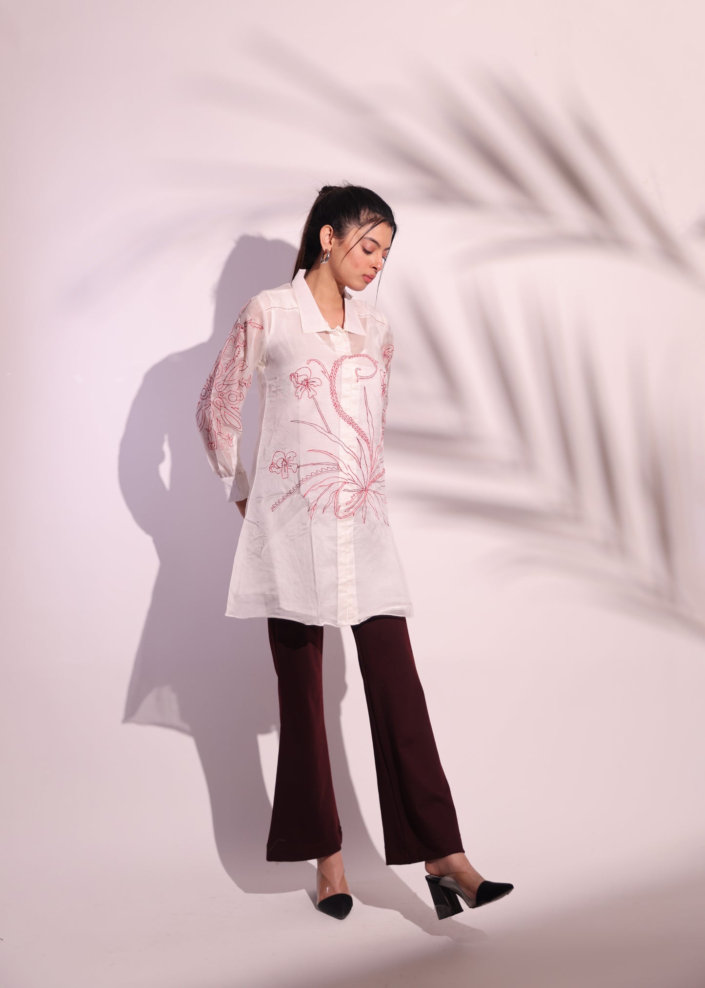 FLORAL THREAD EMBROIDERED LONG SHIRT